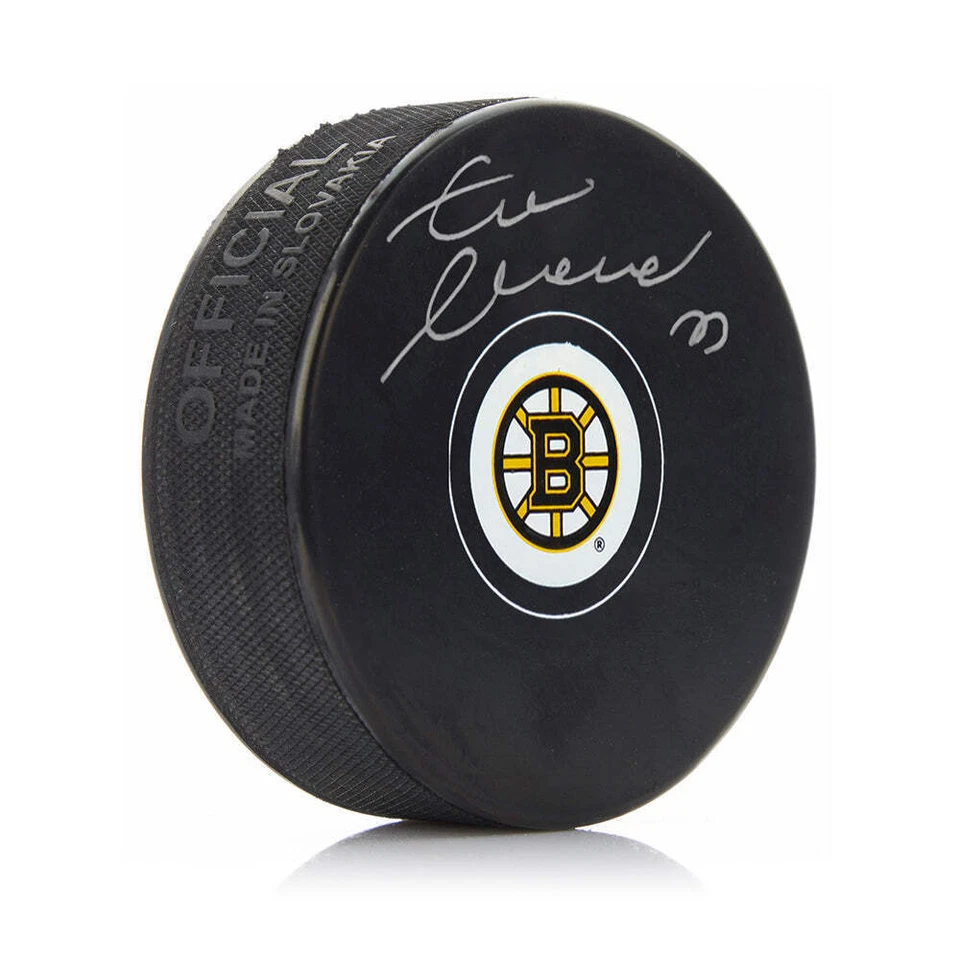 Zdeno Chara Boston Bruins Autographed Signed Hockey Puck JSA PSA - Image 1 of 1