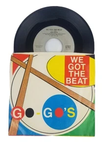 45 RPM The Go-Go's - We Got The Beat / Can't Stop The World - 7" vinyl VG+/VG - Picture 1 of 11