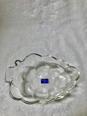 Studio Nova Grapes Shaped Candy Dish Clear Glass 5 3/4" x 4" x 1 1/2" Japan NIB - Image 1 of 2