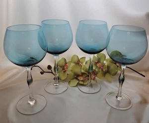 Bicchieri da vino vintage Pier 1 doppia immersione blu palloncino (4) soffiati a mano 9,5 H 3,25 W 21 oz - Foto 1 di 7