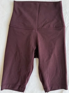 Lululemon Damenshorts 4 Align super hoher Bund 10" Cassis weinrot Stretch Yoga - Bild 1 von 10