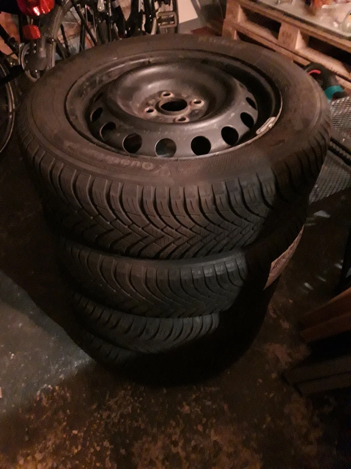 Kompletträder Toyota Yaris - Bild 1 von 1