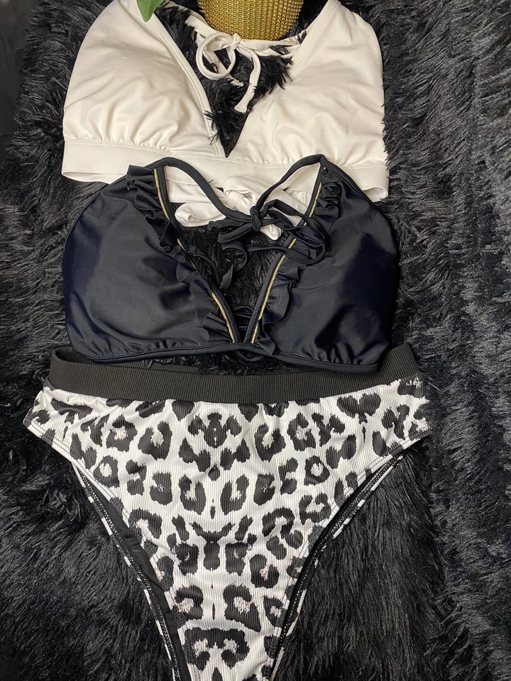 Black & White 3pc Bikini Swimsuit Set Size L/XL  Halter Top Cheetah Bottom - Image 1 of 4