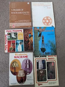 Lot Of 6- 1970s Beginners- Intermediate Vintage Macrame Booklets, See Photos - Bild 1 von 14