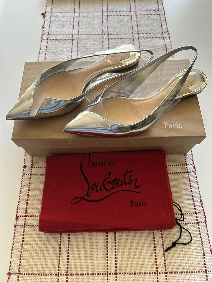 Christian Louboutin V Dec Specchio Metálico Plata y PVC Ballet Pisos Talla 40 Foto 1 de 4