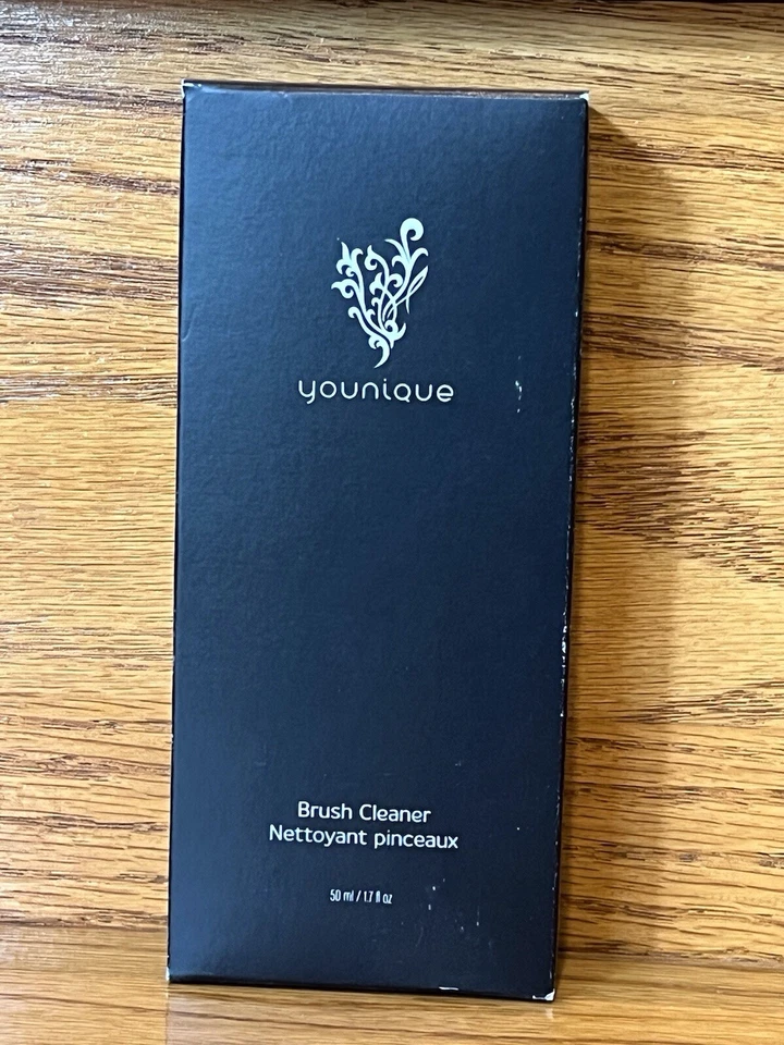 Younique Brush Cleaner NIB - Изображение 1 из 1