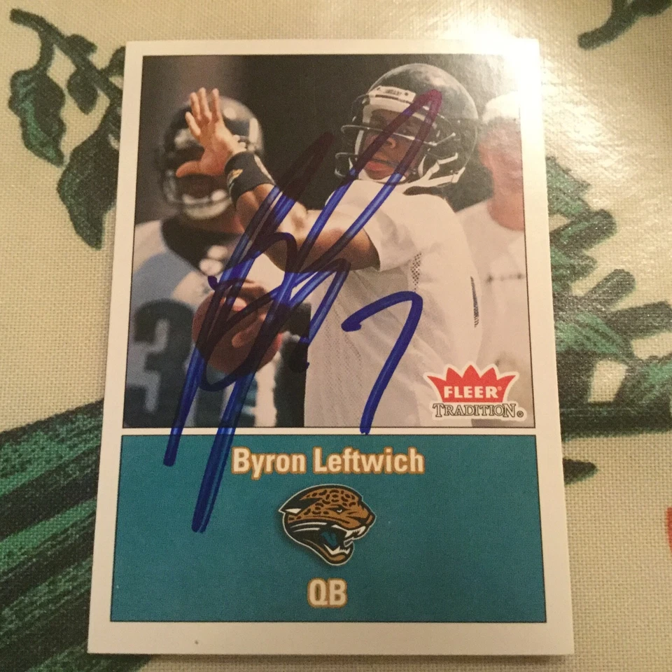 Tarjeta de novato firmada Fleer Tradition Bryron Leftwich 2003 Jaguars Marshall radiocontrol Foto 1 de 1