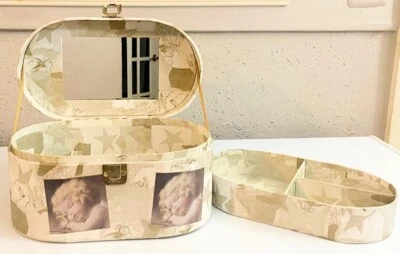 Vintage 90s Travel Cosmetic Make Up Box - Image 1 of 4