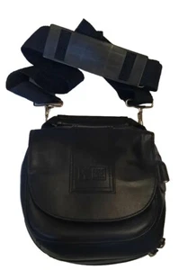 Case Logic Leather CD/Player Case W/Aux Plug, CD Storage, Crossbody Carry-On - Picture 1 of 12