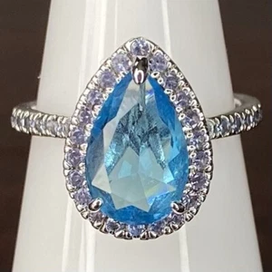 Anillo Bomb Party - Grande - 3719 - Topacio Azul Aqua Creado en Laboratorio - Talla 7 - Chapado en Rodio - Imagen 1 de 4