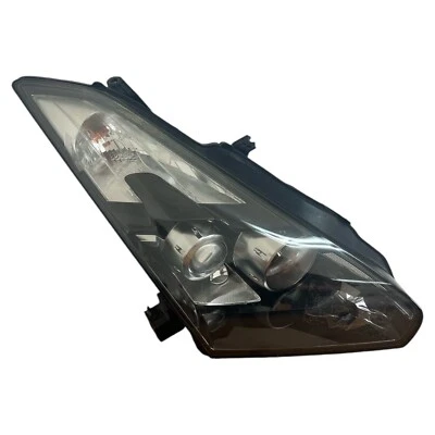 Faro HID de xenón lado derecho Nissan GT R 2010-2014 OEM Foto 1 de 4