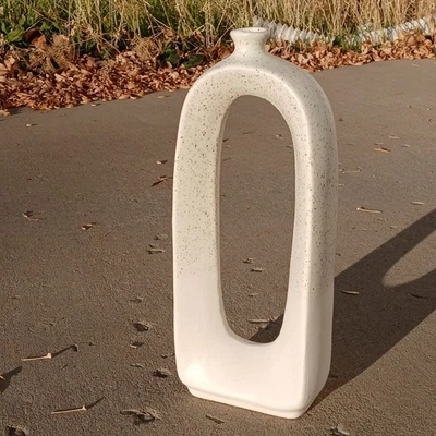 Jarrón modernista de cerámica cepillada estilo nórdico vintage decoración de mesa arte abstracto Foto 1 de 4