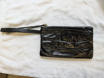 Hobo Black Leather Wristlet Clutch Purse Zipper  RN# 134818.      (#C4#) - Image 1 of 4