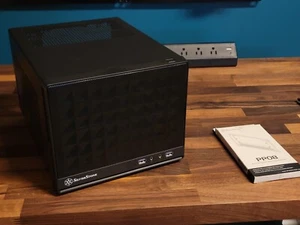 SilverStone SG13 Mini-ITX Computer Case - Picture 1 of 7