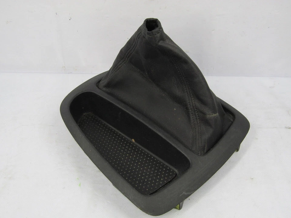 2001-2005 Toyota Sequoia Transfer Case Shifter Boot Cover Trim Storage Tray OEM - Image 1 of 4