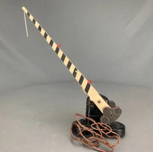 O Lionel No. 252 Automatic Crossing Gate O1801 - Picture 1 of 10
