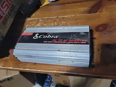 Cobra CPI 850 Power Inverter 800 Watt Continuous / 1600 Watt Peak DC To AC - Image 1 of 4