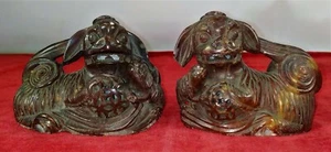 PAIRE DE CHIENS GARDIENS. PIERRE À SAVON SCULPTÉ À LA MAIN. CHINE. FIN DU XIXE - Picture 1 of 1