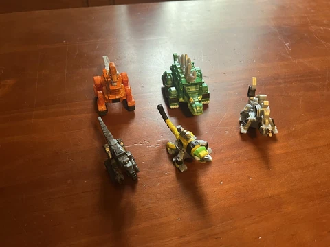 Dinotrux Diecast Lot Of 5 Garby Skyla Reptool Skrap-It Cover