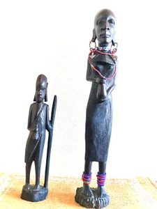 Hand Carved Wooden African Woman and Warrior Statues - Bild 1 von 16