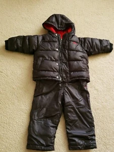 Old Navy Boys Set Of Snow Pants And Coat Black Size 2T - Picture 1 of 12