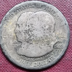 1923 S Monroe Doctrine Half Dollar Commemorative 50c COOL LOWBALL #93238 - Picture 1 of 2
