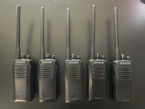 5 Kenwood NX-240V-K VHF Portable 2-Way Radio 16 channel w/Batteries Tested - Photo 1/6