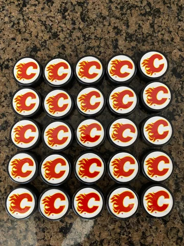 VINTAGE NOS 1983-1984 25 CALGARY FLAMES PROMO MINI PUCKS Cover