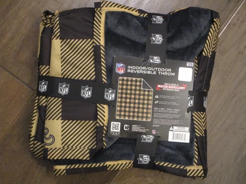 NEW ORLEANS SAINTS NFL INDOOR/OUTDOOR REVERSIBLE THROW BLANKET   NEW Cover