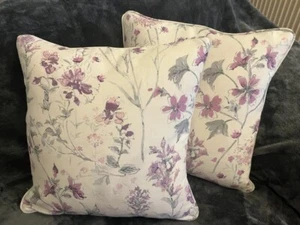 NEW ! LAURA ASHLEY FABRC WILD MEADOW PALE IRIS 1 PAIR OF 18"CUSHION COVERS - Picture 1 of 5