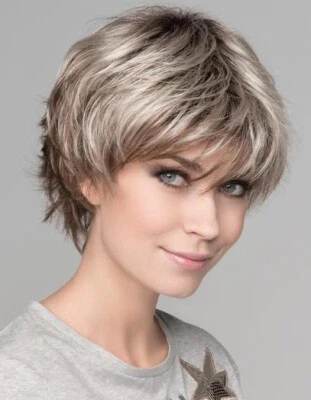 Peluca Club 10 de ELLEN WILLE **¡TODOS LOS COLORES!** Gorra básica, corte peludo flippy, ¡NUEVA! Foto 1 de 4