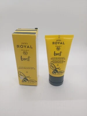 Солнцезащитный крем Jafra Royal Jelly Boost Cover Me SPF 30 для чувствительной кожи 1,7 жидкой унции 50 мл - Изображение 1 из 2