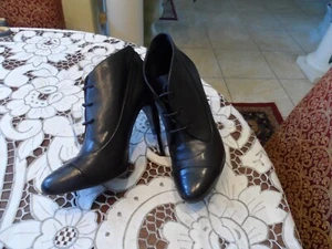 CHANEL Black Calf-Leather Ankle Lace Up Boots Size EU 39.5B - Picture 1 of 24