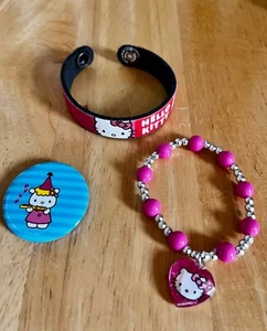 Sanrio Hello Kitty Cute Accessories 3pc Bracelets and Pin Set - Picture 1 of 4