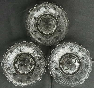 1840s Antique Set of 3 Sandwich Glass 6 1/4” Bellflower Double Ribbed Plates - Image 1 of 4