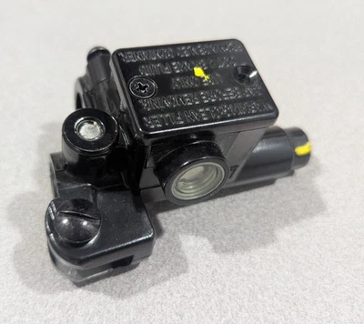 Vespa Front Brake Master Cylinder Broken Mirror Bolt Primavera Sprint GTS OEM - Imagen 1 de 4