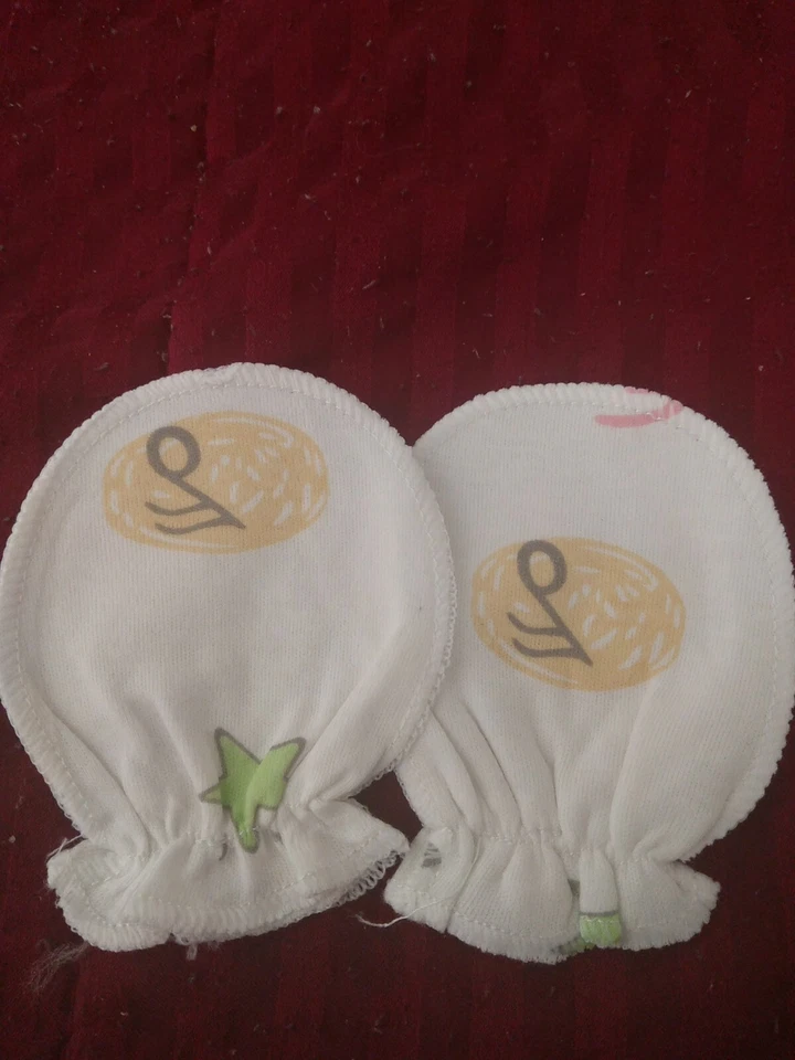 mitones bebe Foto 1 de 1