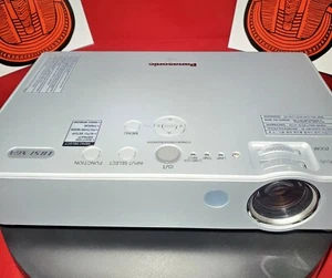 Panasonic LB51-XGA Projector - Picture 1 of 6