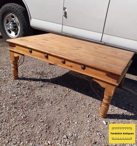 Pine Rustic Coffee Table   (CT-28) Cover