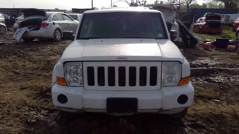 06 07 08 09 10 JEEP COMMANDER Condensador 3.7 AUTO Foto 1 de 4