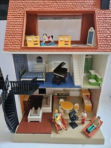 1978 Fisher Price vintage dollhouse with accessories * Flaws, Read Description * - Picture 1 of 16