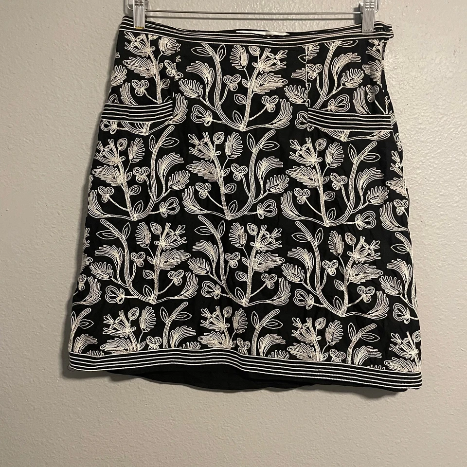 Vintage Studio M Womens Skirt Medium Black Floral Embroidered Fairy Whimsigoth - Image 1 of 4