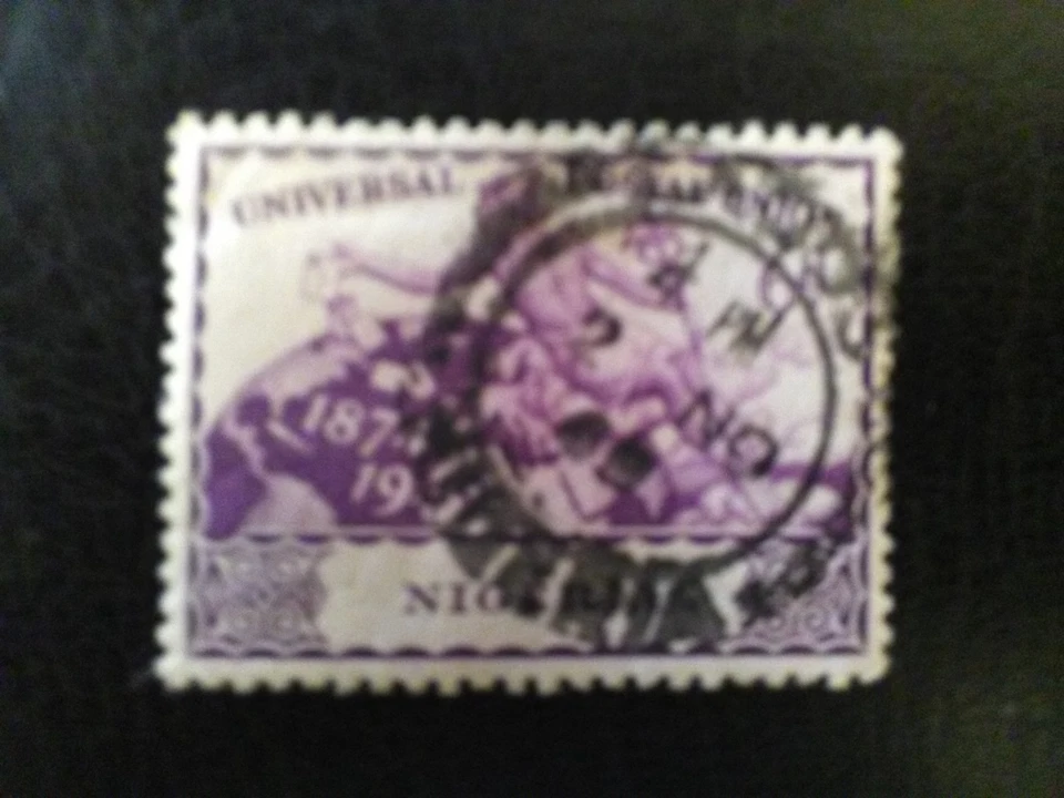 SELLO USADO DE NIGERIA 1949 U. P. U. SELLO DE FECHA CIRCULAR 6D PÚRPURA SG66. Foto 1 de 2