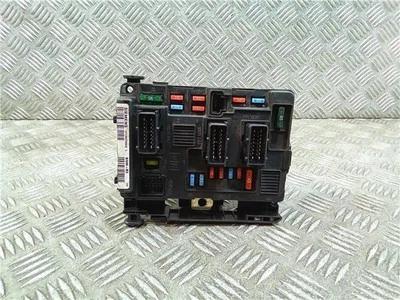 9650618480 Caja Fusibles Reles Peugeot Partner Combispace (5F) 2.0 Hdi Rhy (Dw10 - Immagine 1 di 4