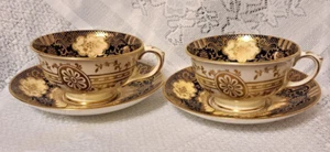 Tassen 2 Tassen 2 Untertassen Crown Staffordshire Bone China Kobaltblau Gold Filigran - Bild 1 von 8