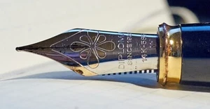 Diplomat 14ct bi-colour nib section Excellence A2 Broad Nib D15020318 - Picture 1 of 1