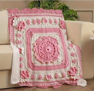 Coperta retrò all'uncinetto della nonna 30x40 pollici. Coperta neonato o giro stampato in 2D - Foto 1 di 6