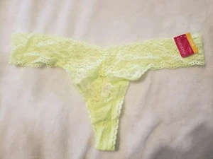 Xhilaration Woman's Thong Underwear M (7-9) - Picture 1 of 3