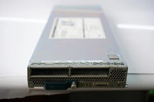 Cisco UCS B200 M2 Blade Server | (2) Intel Xeon X5650 24GB RAM | N20-B6625-1 V02 - Picture 1 of 5