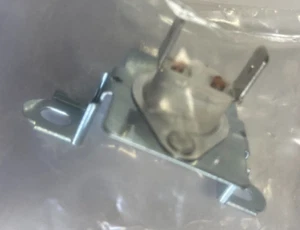 137032600 Repuesto Limitador Térmico Secadora Frigidaire - Imagen 1 de 2